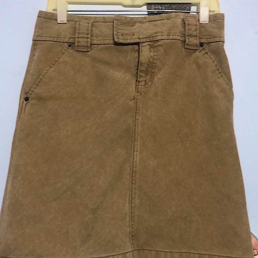 Corduroy skirt